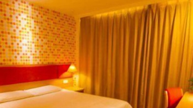 Room - Home Inn (Xiamen)