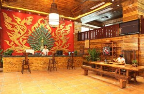 Lobby - Peacock Princess Hotel (Xishuangbanna Dai)