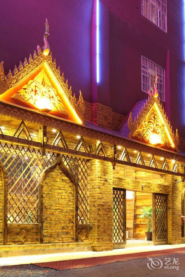 Exterior - Peacock Princess Hotel (Xishuangbanna Dai)