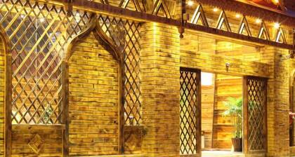 Peacock Princess Hotel