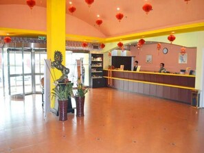 Khu sảnh