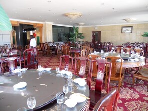 Restaurant - Dali Xianghe Hotel (Dali)