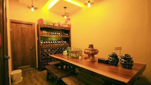 Unclassified image, 5 of 24, button - Yunlong Hotel (Lijiang)