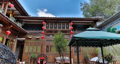 Yunlong Hotel