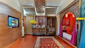 Unclassified image, 4 of 24, button - Yunlong Hotel (Lijiang)