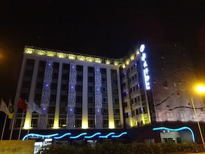 Ngoại thất