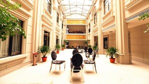 Interior - Fairyland Hotel (Jiujiang)