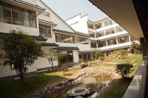 Ngoại thất