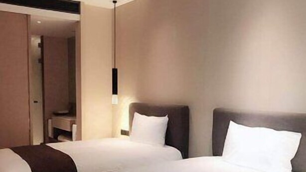 Unclassified image, 1 of 6, button - Yitel Hotel (Wuxi)