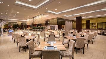 Desayuno buffet diario (CNY 118 por persona)