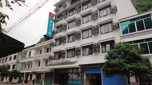 Exterior - Jinjiang Inn Yangshuo West Street (Guilin)