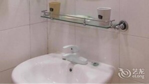 Room - Home Inn (Qingdao)