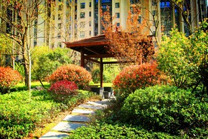 View from property - Huanshan Daguan Resort Apartment (Huangshan)