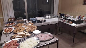 Petit déjeuner buffet compris tous les jours
