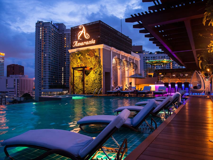 Outdoor pool, pool loungers