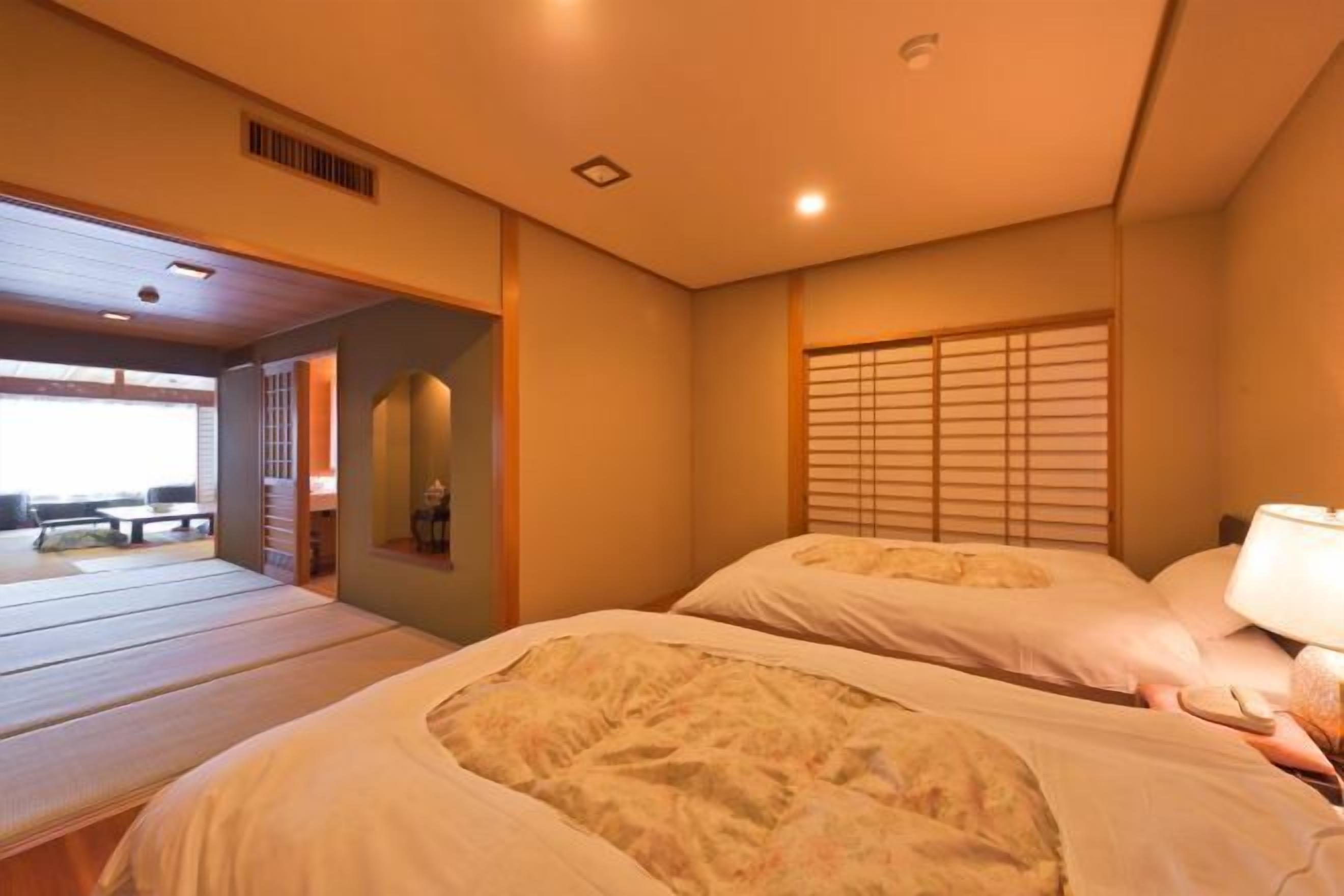 In-room safe, free WiFi