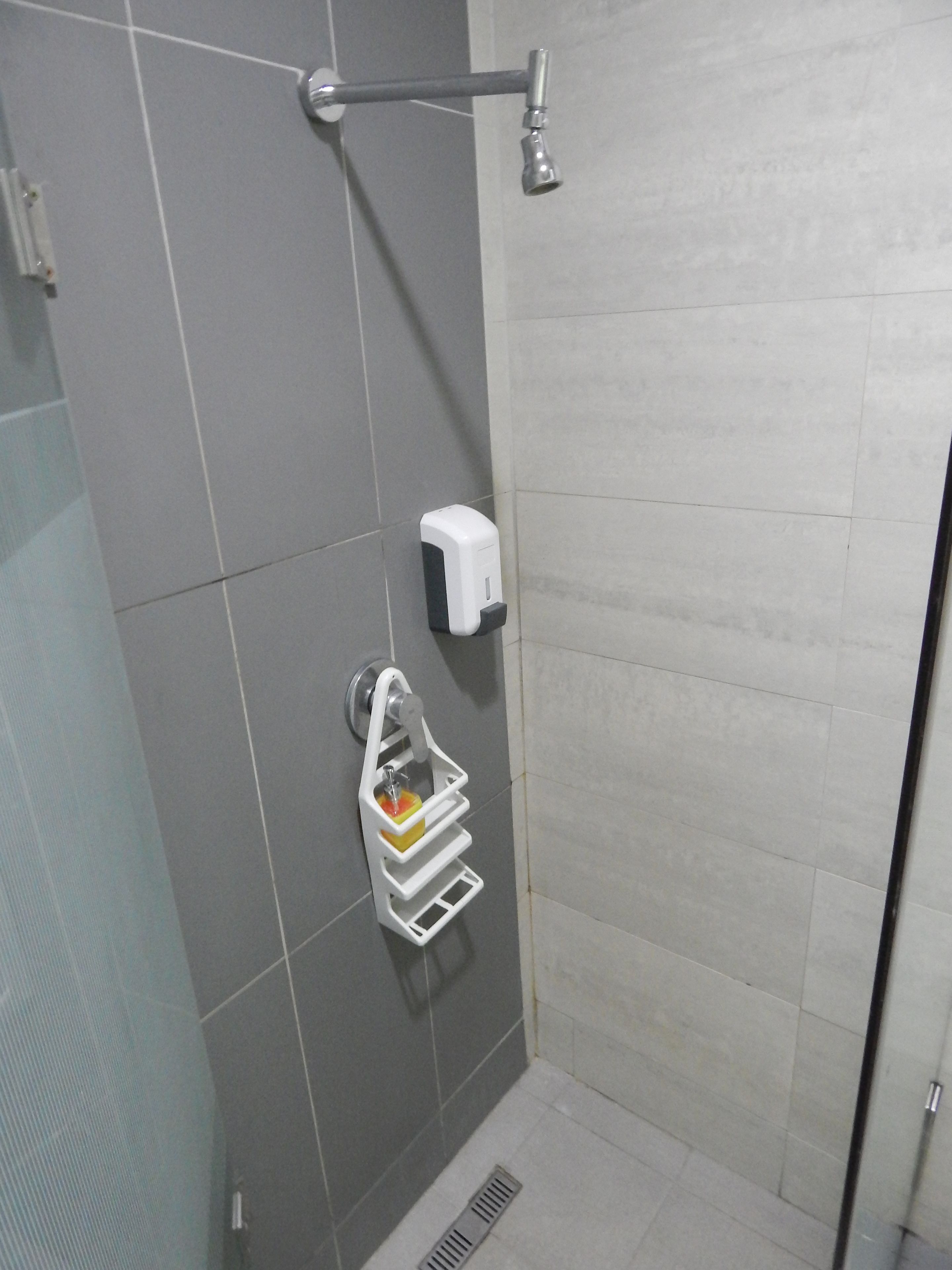 standard double room | bathroom | shower, free toiletries, hair dryer, towels