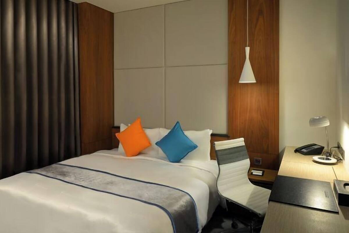 1 chambre, literie de qualité supérieure, couette en duvet d'oie