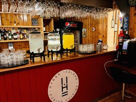 Bar (en la propiedad)
