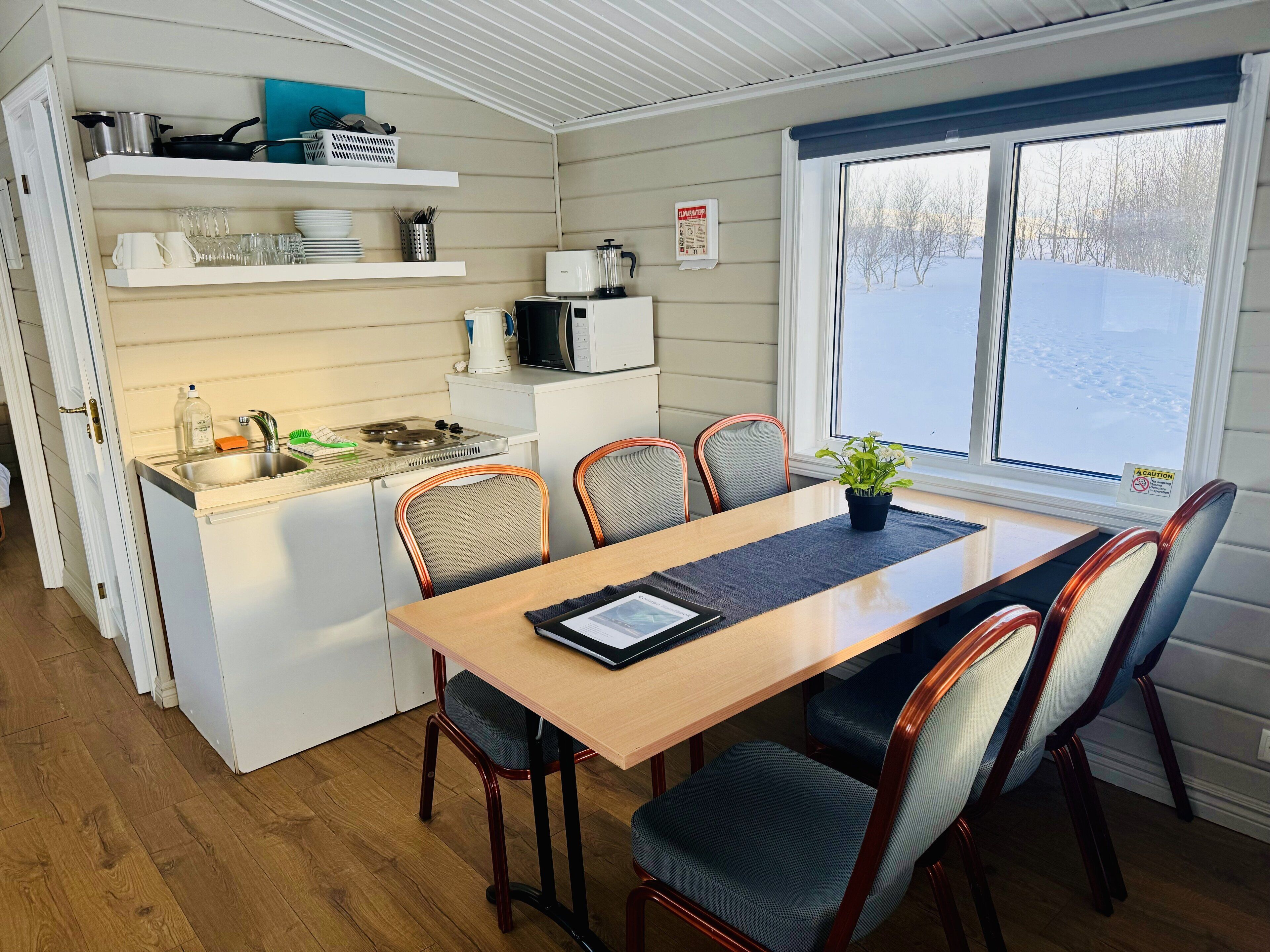 Cottage, 2 Bedrooms | Living room