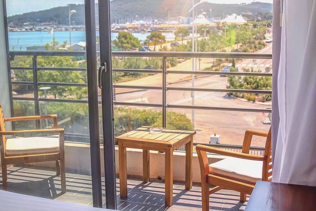 double room, sea view | premium bedding, minibar, in-room safe, individually decorated