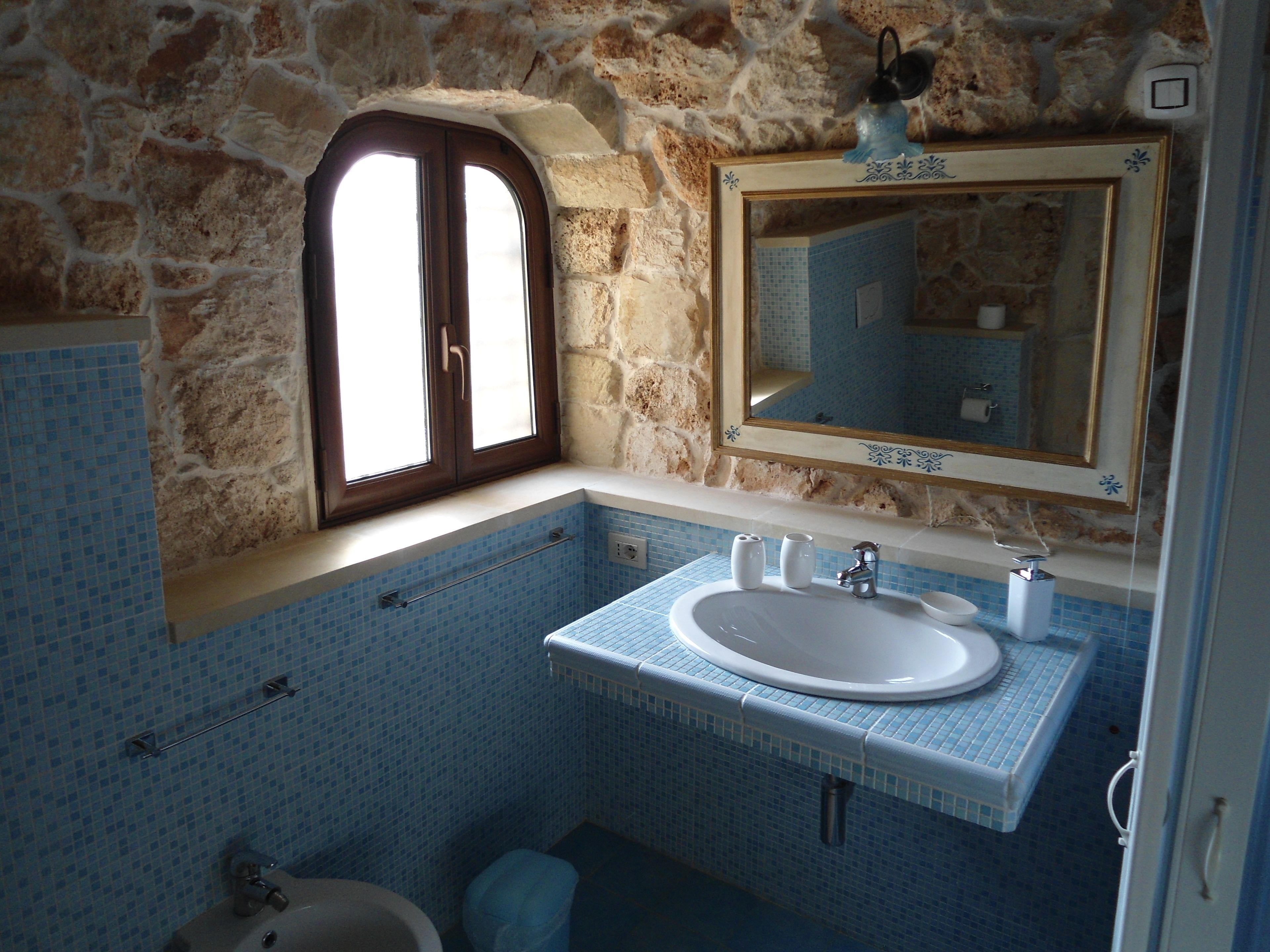 suite | bathroom | shower, free toiletries, hair dryer, bidet