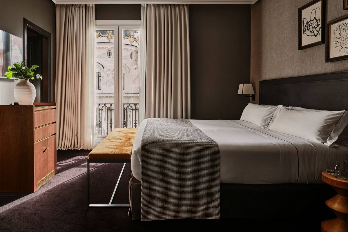 Classic Quadruple Room | Egyptian cotton sheets, premium bedding, minibar, in-room safe