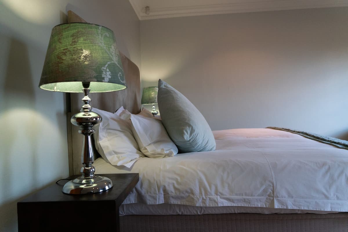 Standaard kamer | 1 slaapkamer, luxe beddengoed, een minibar, een kluis op de kamer