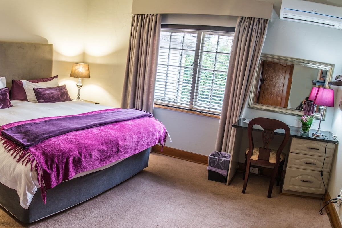 Luxe kamer | 1 slaapkamer, luxe beddengoed, een minibar, een kluis op de kamer