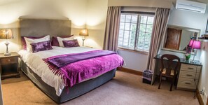 Luxe kamer | 1 slaapkamer, luxe beddengoed, een minibar, een kluis op de kamer