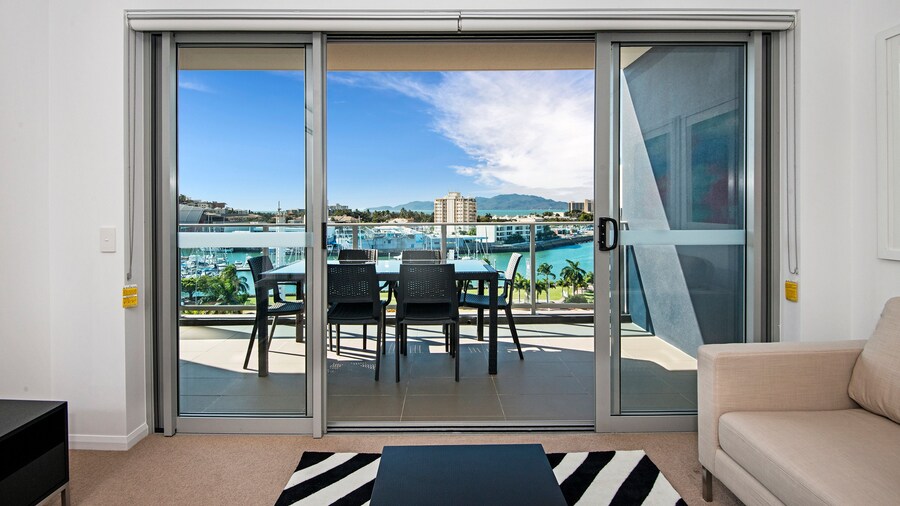 Allure Hotel & Apartments