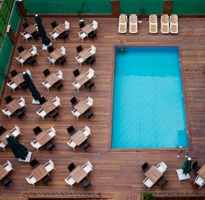 Indoor pool, seasonal outdoor pool, free cabanas, pool umbrellas - Alrazi Hotel (Istanbul)