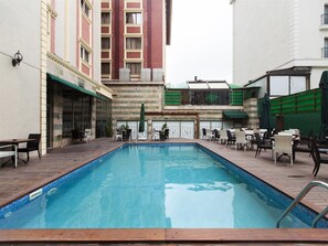 Indoor pool, seasonal outdoor pool, free cabanas, pool umbrellas