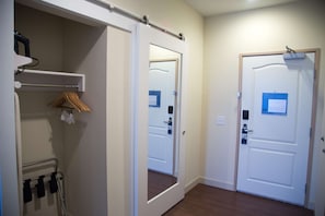 In-room safe, laptop workspace, free rollaway beds, free WiFi