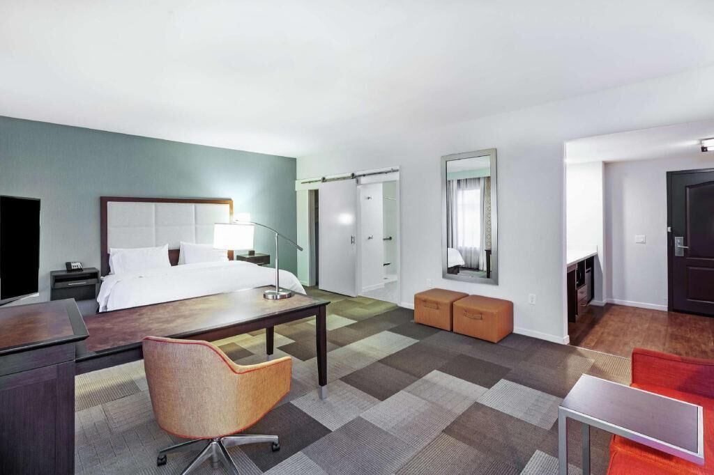 In-room safe, soundproofing, iron/ironing board, free cots/infant beds