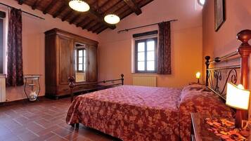 Soundproofing, iron/ironing board, cots/infant beds, free WiFi