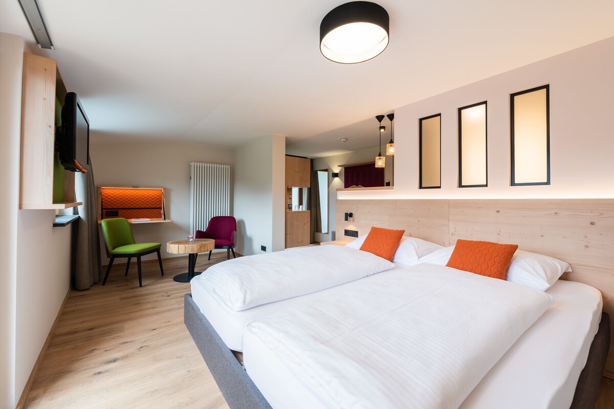 Chambre Double Confort, balcon, vue montagne | Literie hypoallergénique, bureau, Wi-Fi gratuit, draps fournis