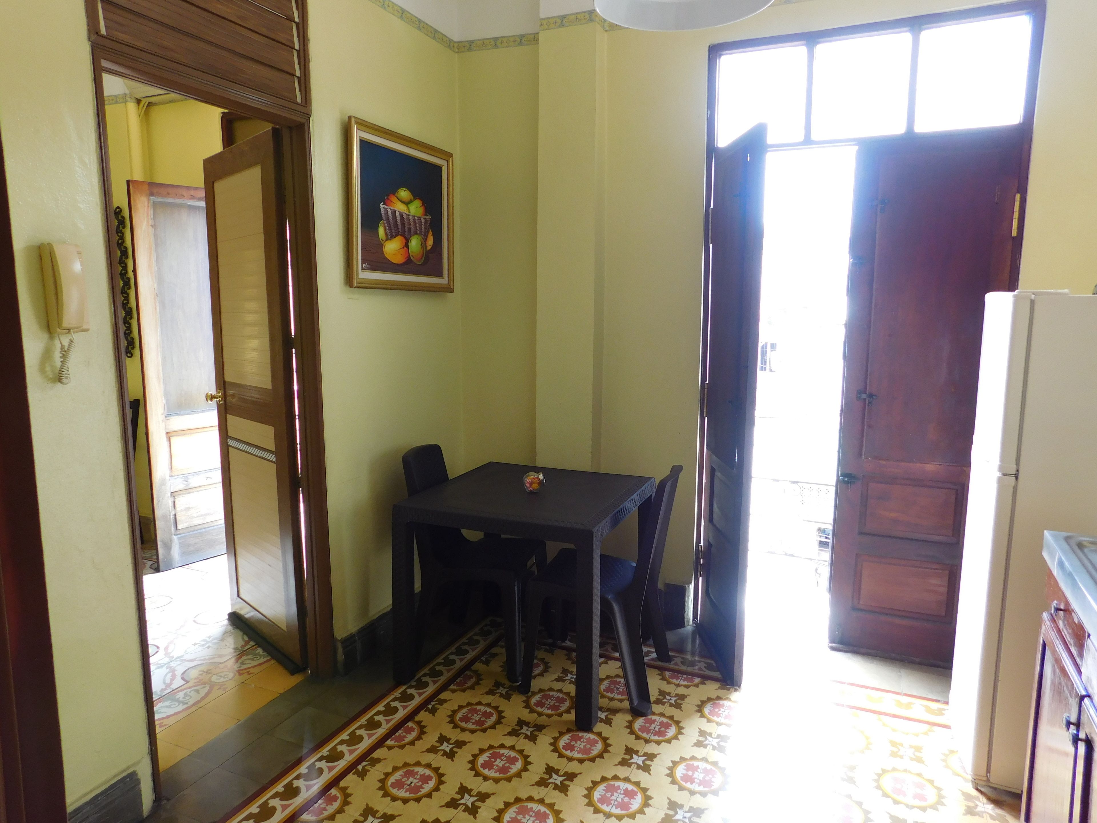 One Bedroom Studio with Balcony | Cozinha privada | Geladeira, cooktop, máquina de café expresso