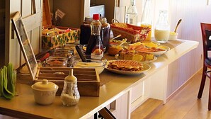 Desayuno buffet todos los días (con cargo)