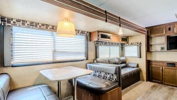 Mobile Home Confort | Coin séjour