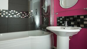 시티 아파트, 침실 1개, 금연, 시내 전망 (Sleeps 4) | 욕실