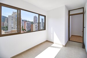 Tabla de planchar con plancha, camas plegables/adicionales y wifi 