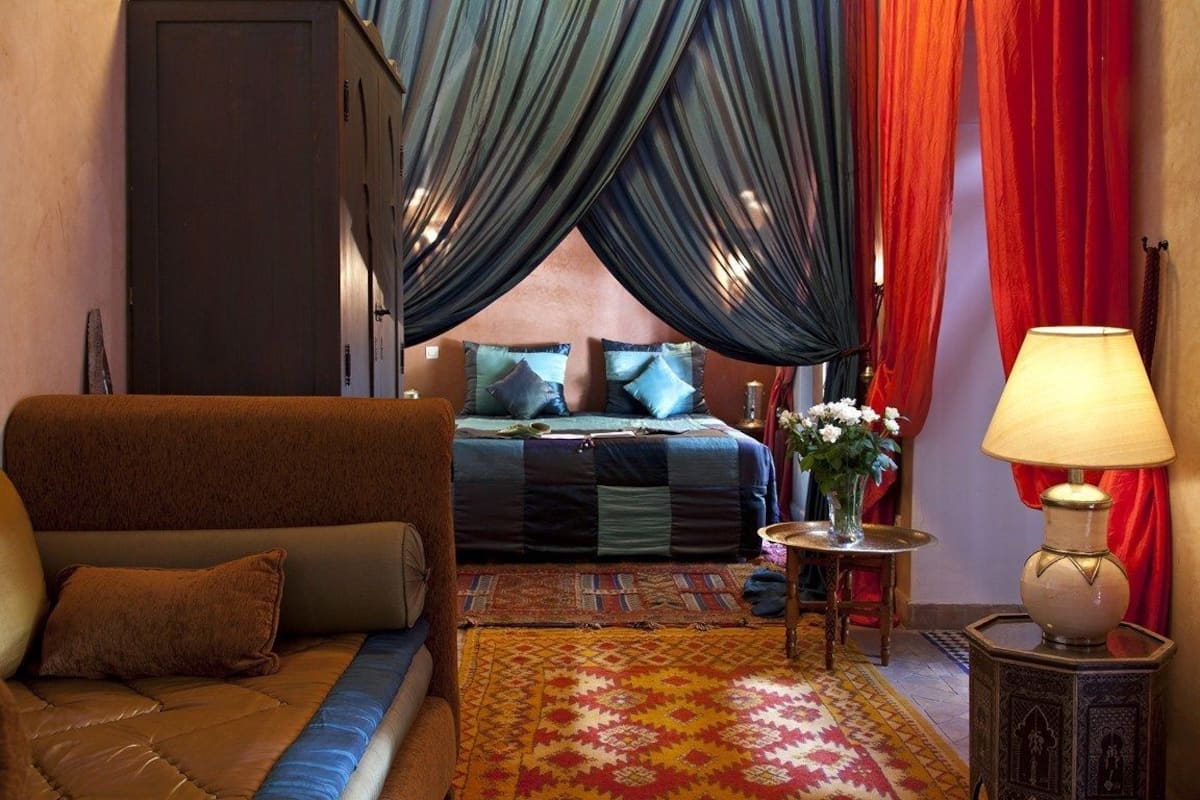 Room (Prestige ) | Egyptian cotton sheets, blackout drapes, rollaway beds