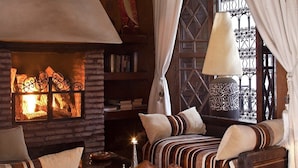 Fireplace - Riad Zolah (Marrakech)