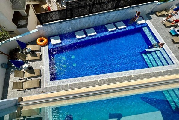 Piscine extérieure