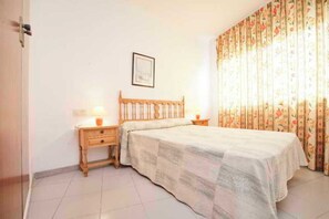 Room - Port Gavina (Cambrils)