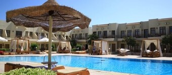 Cataract Layalina Hotel