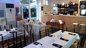 Dining - Darius (Sunny Beach)