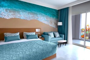 Family Bunk Bed - Waterpark View | Hypo-allergenic bedding, minibar, in-room safe, soundproofing - Amwaj Beach Club Abu Soma (Safaga)