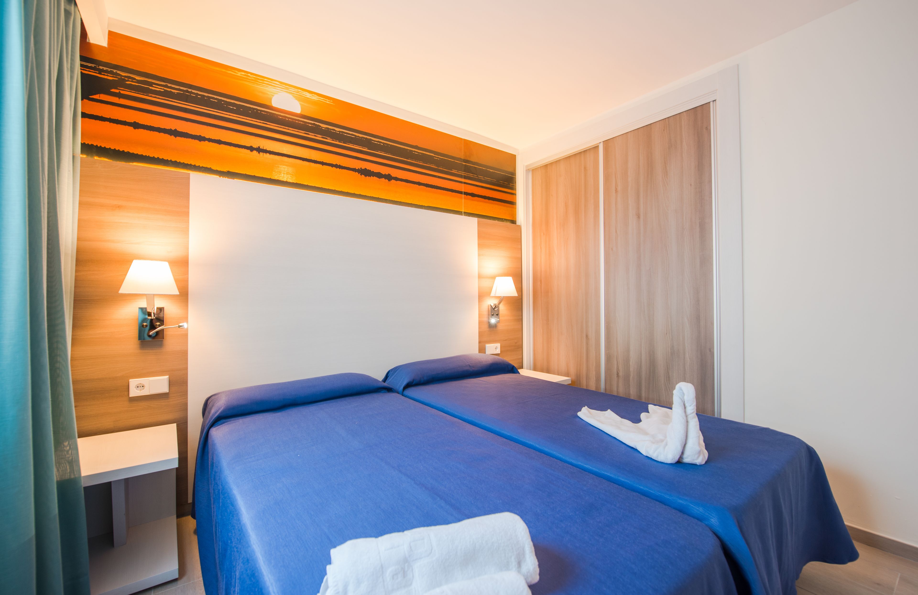 Foto - Apartamentos Los Angeles